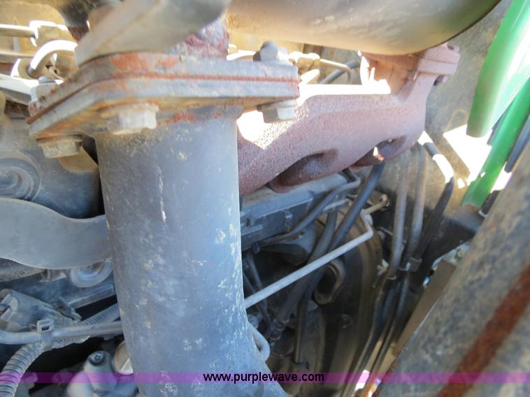 image for item F4340 2002 John Deere 5320 tractor