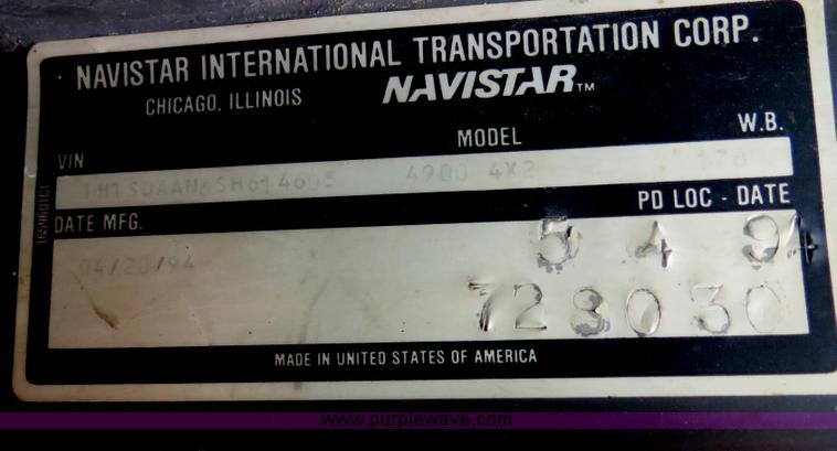 image for item F4341 1995 International 4900 Crew Cab dump truck