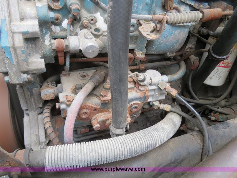 image for item F4341 1995 International 4900 Crew Cab dump truck