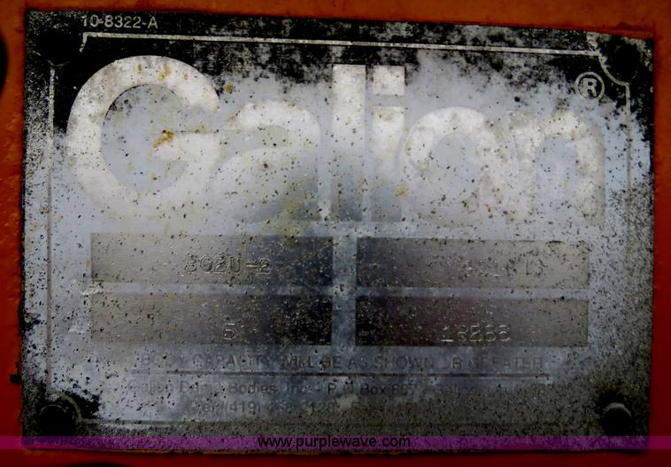 image for item F4341 1995 International 4900 Crew Cab dump truck