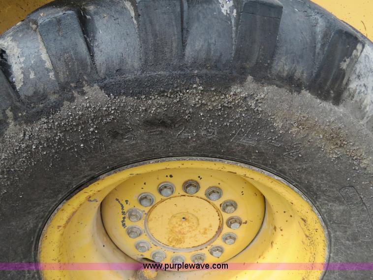 image for item F4342 1995 John Deere 544G wheel loader