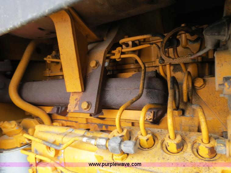 image for item F4343 1990 Caterpillar 910 wheel loader