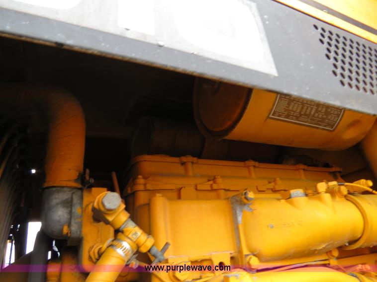 image for item F4343 1990 Caterpillar 910 wheel loader