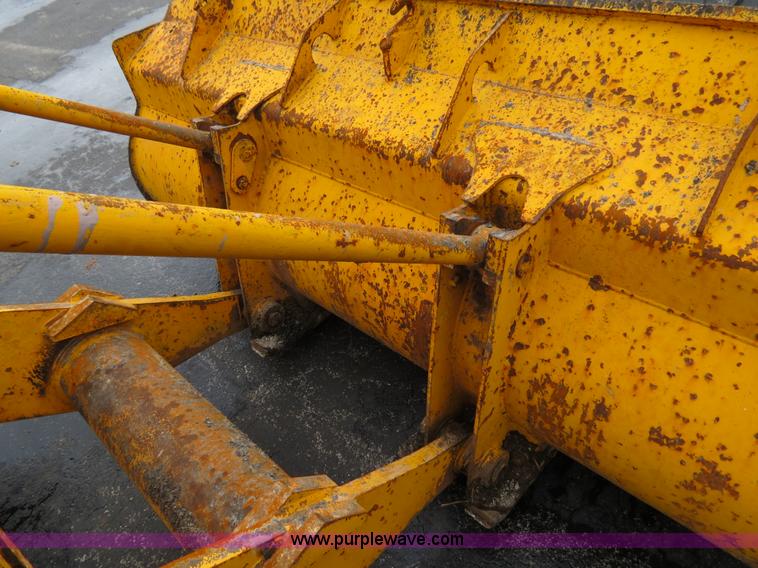 image for item F4343 1990 Caterpillar 910 wheel loader