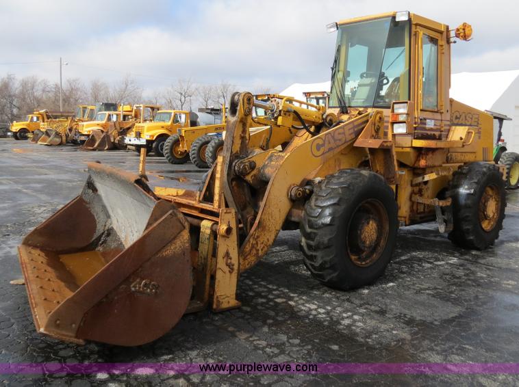 image for item F4344 1994 Case 621B wheel loader