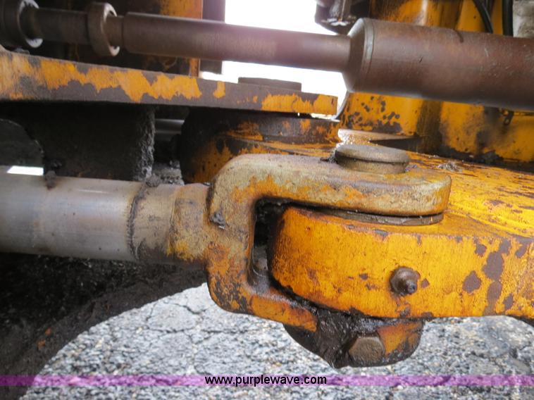 image for item F4344 1994 Case 621B wheel loader