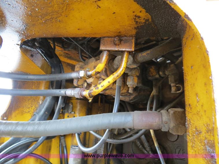 image for item F4344 1994 Case 621B wheel loader