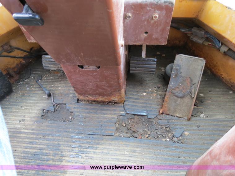 image for item F4344 1994 Case 621B wheel loader