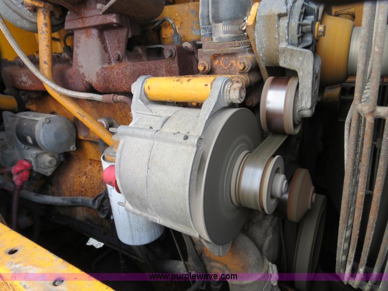 image for item F4344 1994 Case 621B wheel loader