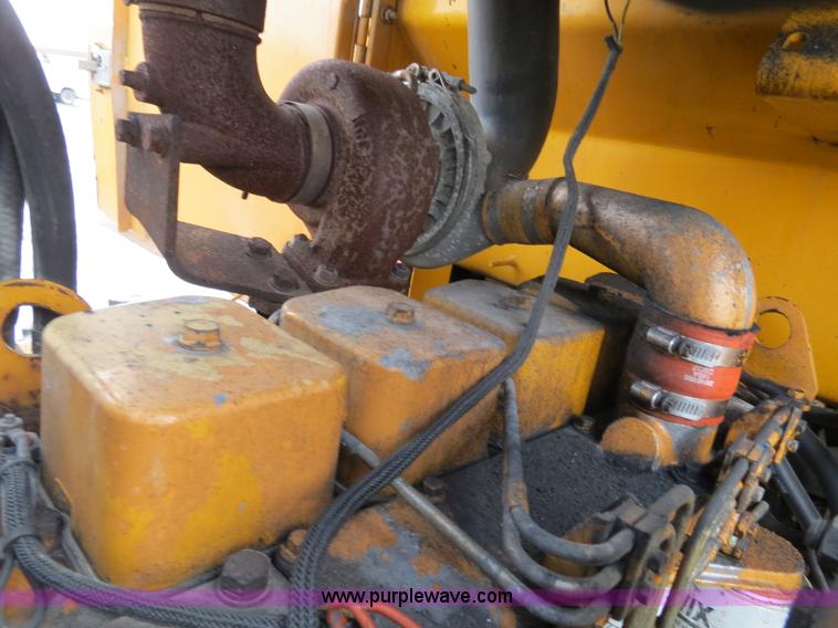 image for item F4344 1994 Case 621B wheel loader