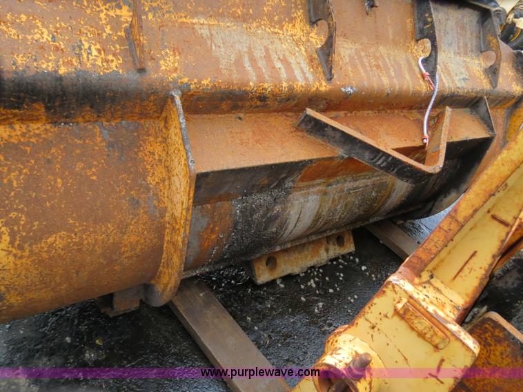 image for item F4344 1994 Case 621B wheel loader