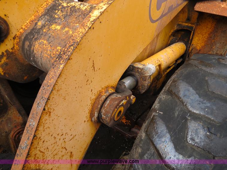 image for item F4344 1994 Case 621B wheel loader