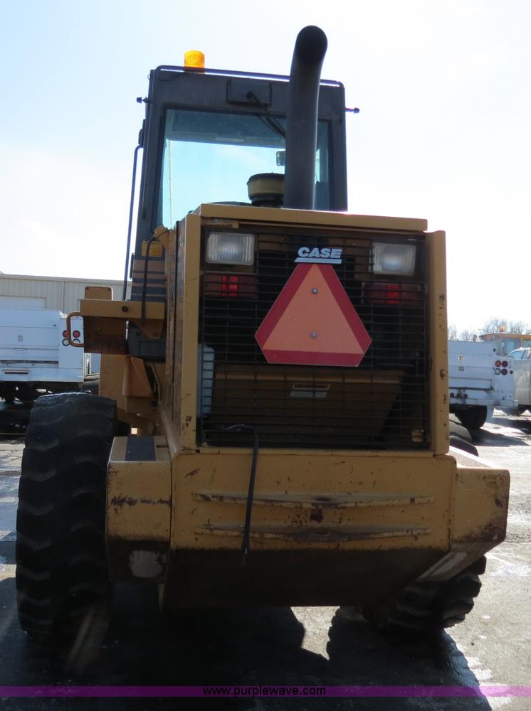 image for item F4345 1998 Case 621B wheel loader