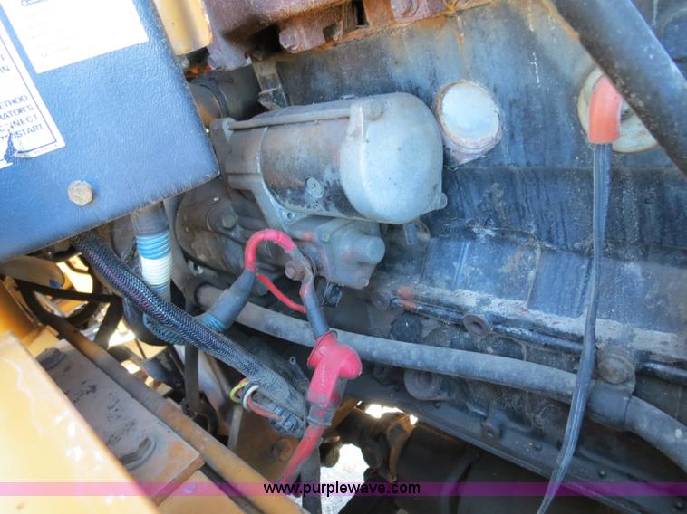 image for item F4345 1998 Case 621B wheel loader