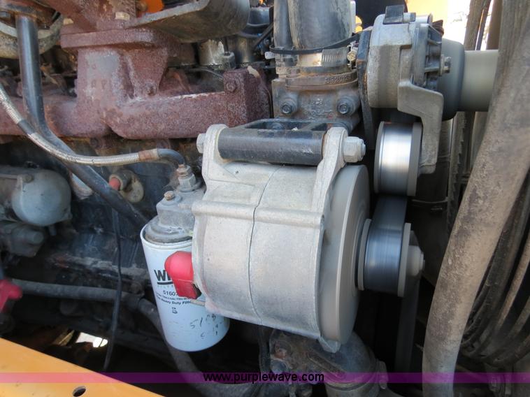 image for item F4345 1998 Case 621B wheel loader