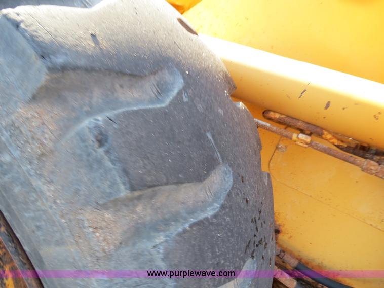 image for item F4345 1998 Case 621B wheel loader