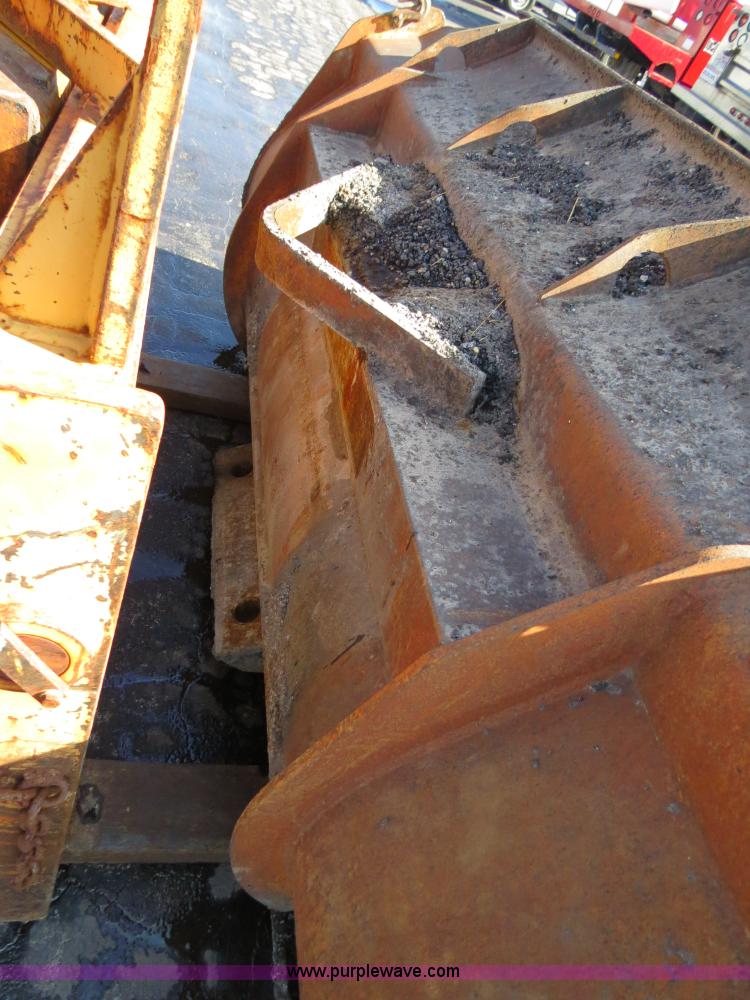 image for item F4345 1998 Case 621B wheel loader