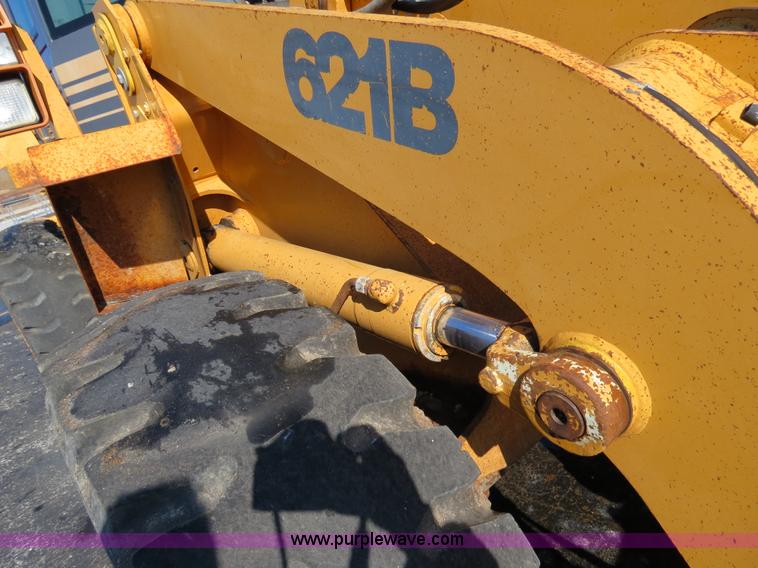 image for item F4345 1998 Case 621B wheel loader