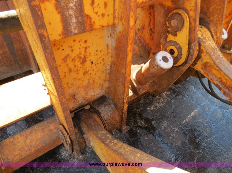 image for item F4345 1998 Case 621B wheel loader