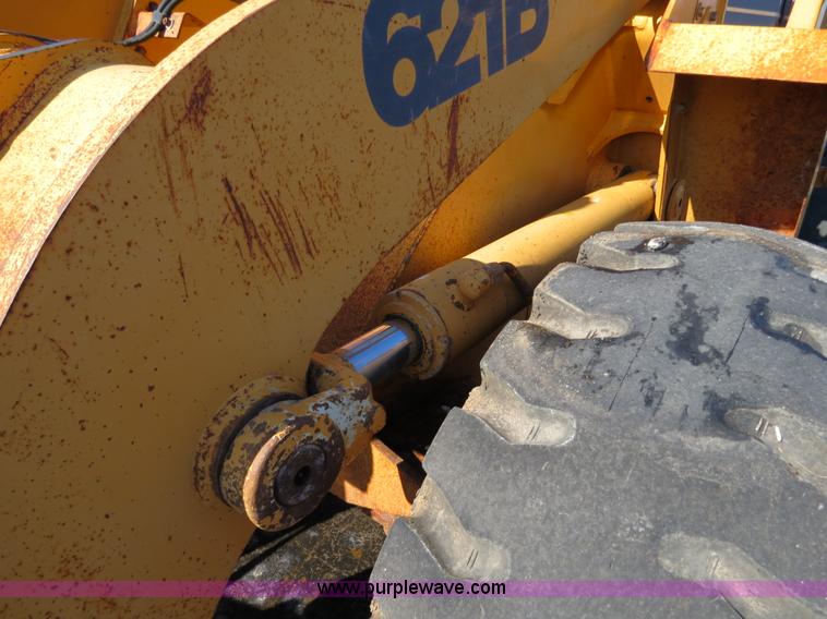 image for item F4345 1998 Case 621B wheel loader