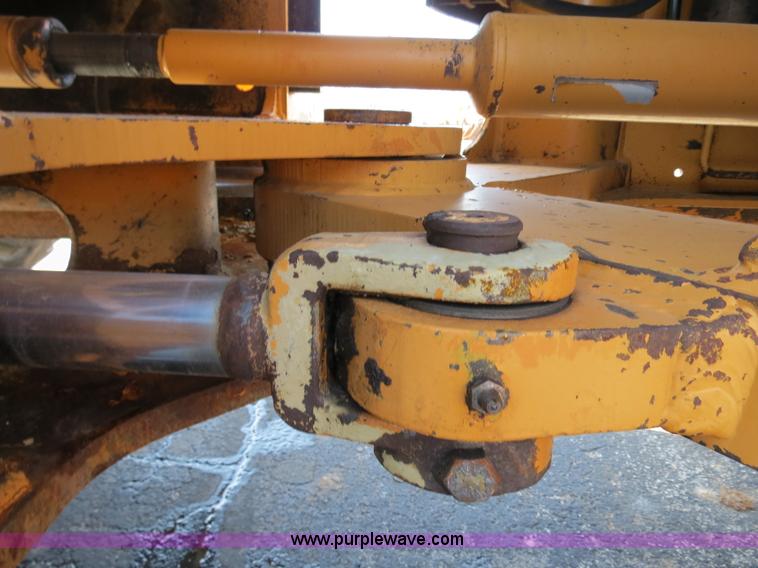 image for item F4345 1998 Case 621B wheel loader