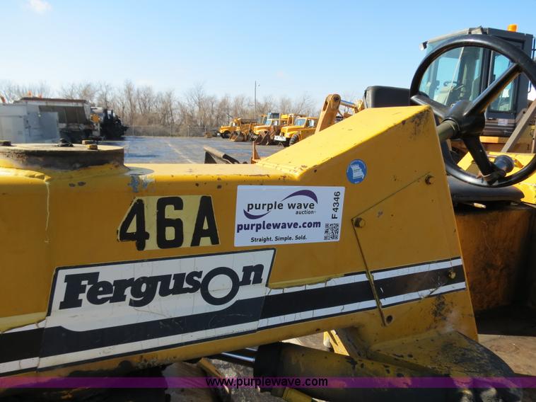 image for item F4345 1998 Case 621B wheel loader