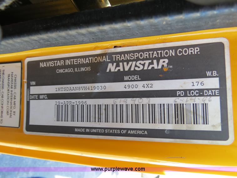 image for item F4350 1996 International 4900 CrewCab dump truck