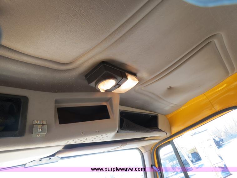 image for item F4350 1996 International 4900 CrewCab dump truck