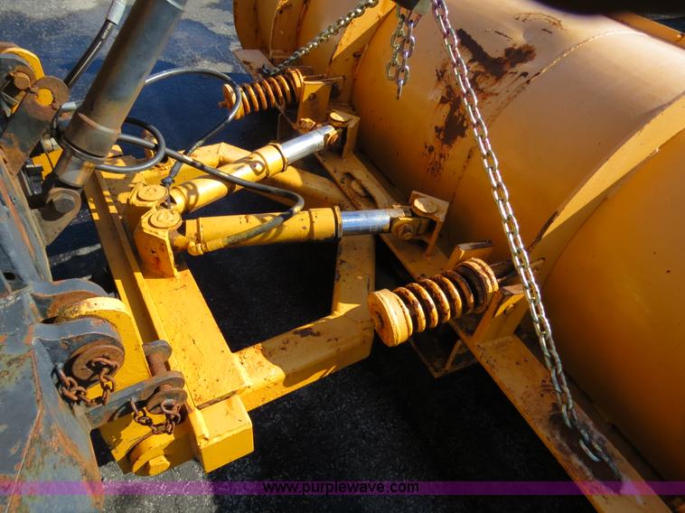 image for item F4350 1996 International 4900 CrewCab dump truck