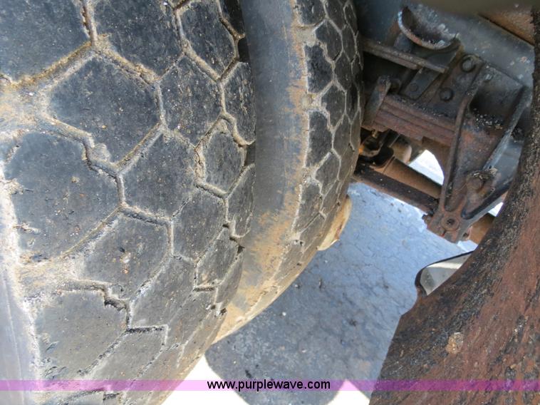 image for item F4350 1996 International 4900 CrewCab dump truck