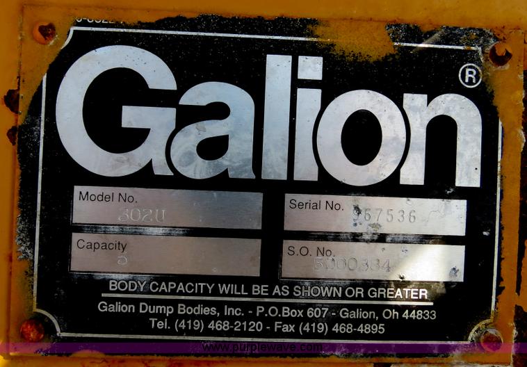 image for item F4350 1996 International 4900 CrewCab dump truck