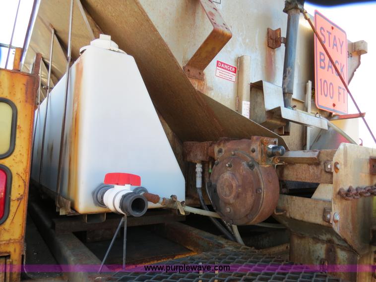 image for item F4350 1996 International 4900 CrewCab dump truck