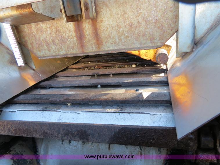 image for item F4350 1996 International 4900 CrewCab dump truck