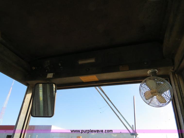 image for item F4352 1980 John Deere 670A articulated motor grader