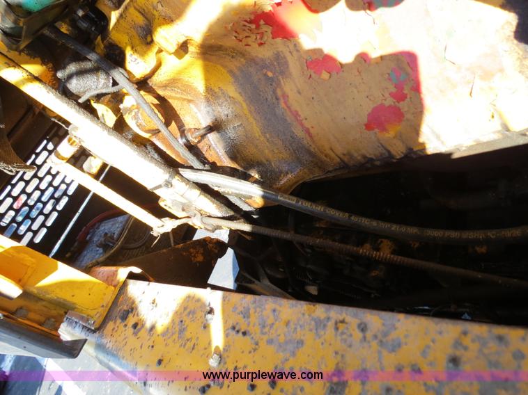 image for item F4353 1980 John Deere 670A articulated motor grader