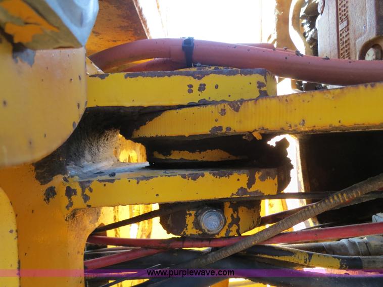 image for item F4353 1980 John Deere 670A articulated motor grader