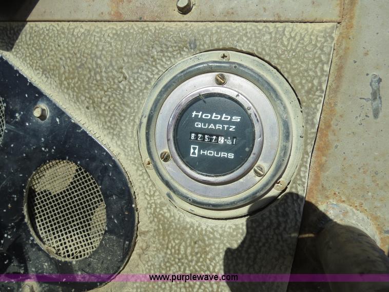 image for item F4355 Champion 720A articulated motor grader