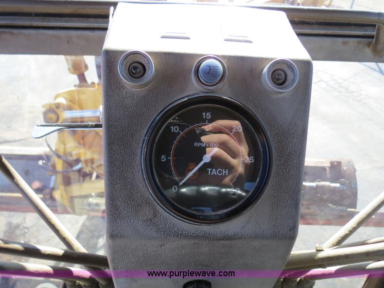 image for item F4355 Champion 720A articulated motor grader