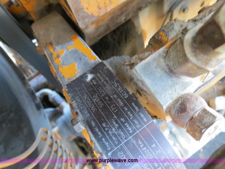 image for item F4355 Champion 720A articulated motor grader