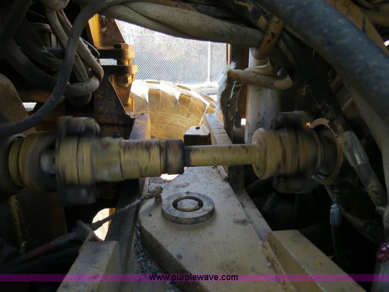 image for item F4355 Champion 720A articulated motor grader