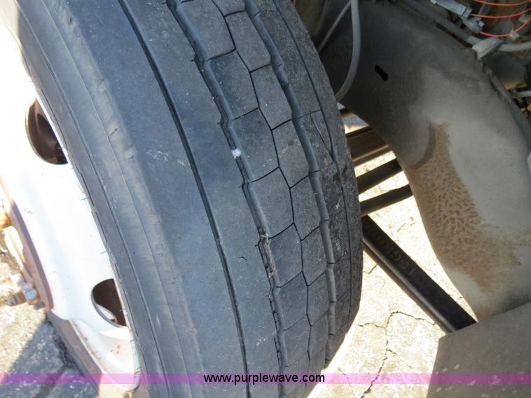 image for item F4357 2000 Chevrolet Impala