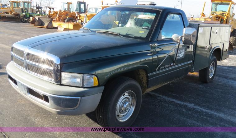image for item F4359 1998 Dodge Ram 2500 utility truck