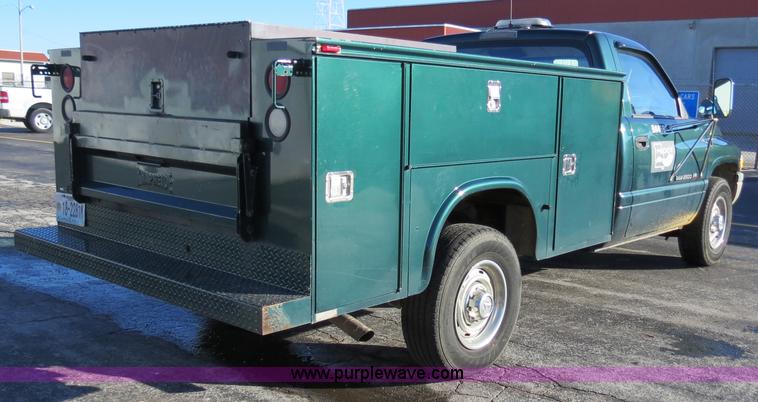 image for item F4359 1998 Dodge Ram 2500 utility truck
