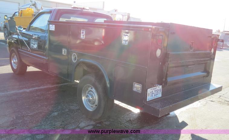 image for item F4359 1998 Dodge Ram 2500 utility truck