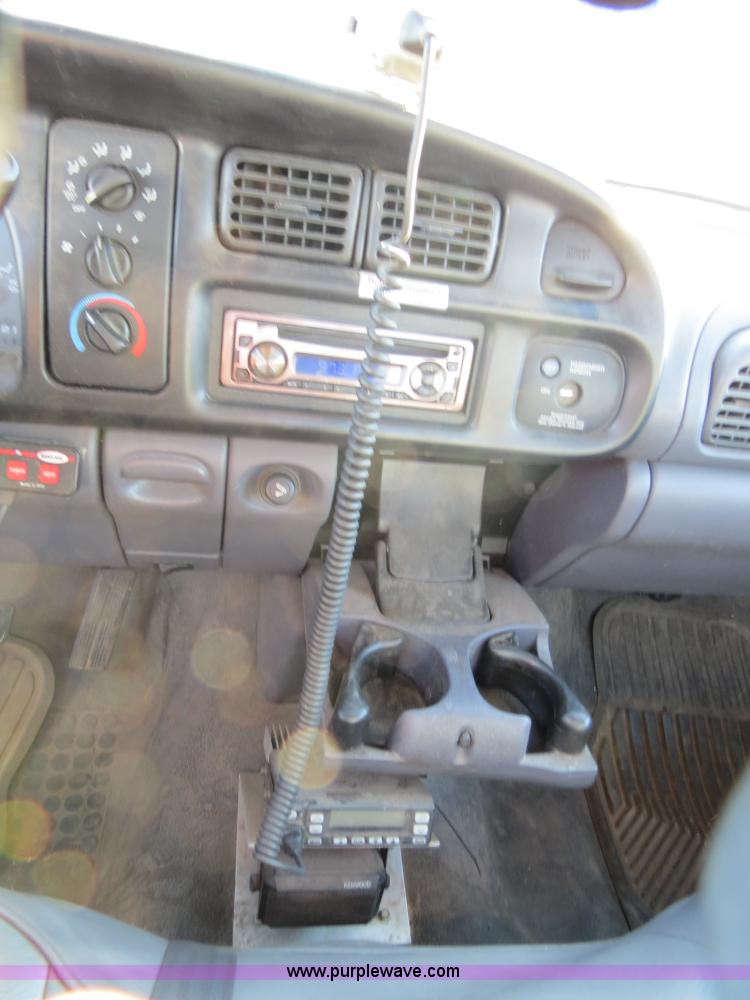 image for item F4359 1998 Dodge Ram 2500 utility truck