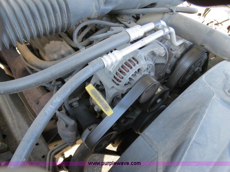 image for item F4359 1998 Dodge Ram 2500 utility truck