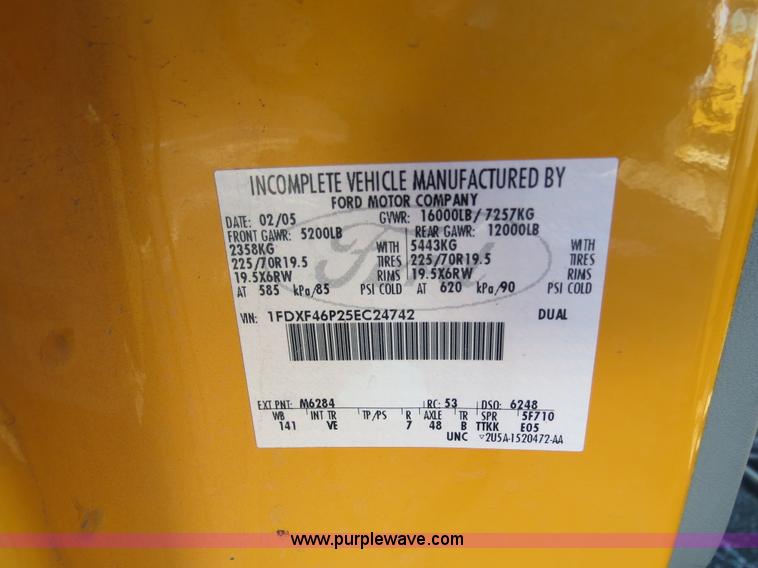 image for item F4360 2005 Ford F450 service truck