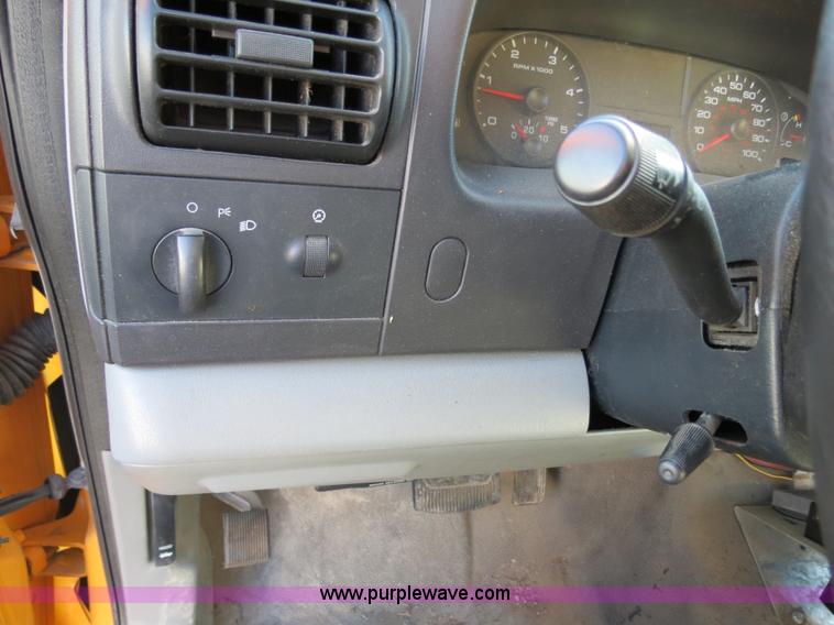 image for item F4360 2005 Ford F450 service truck