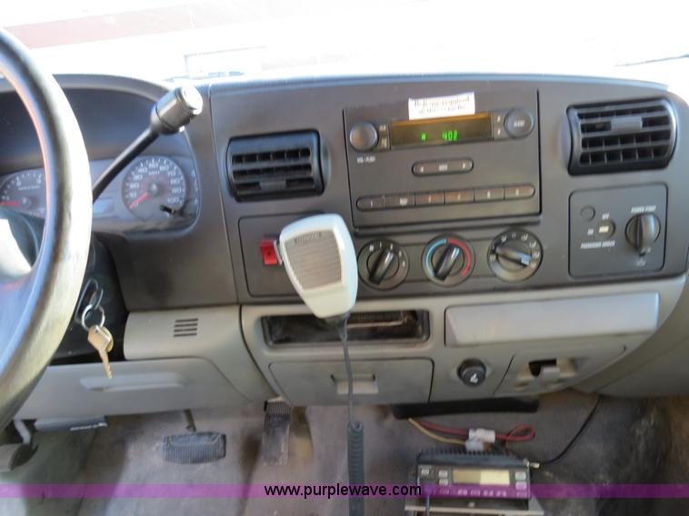 image for item F4360 2005 Ford F450 service truck