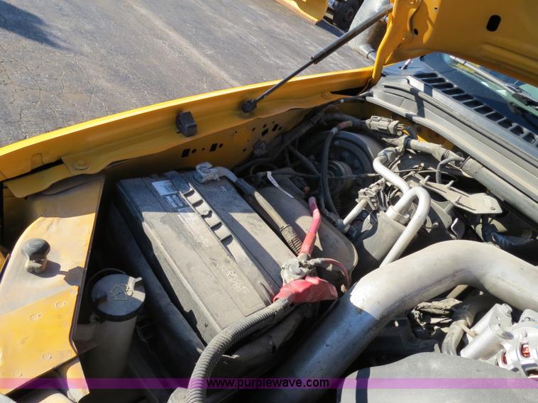 image for item F4360 2005 Ford F450 service truck